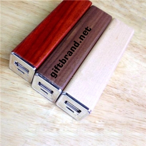 WOODEN POWERBANK-PBE02